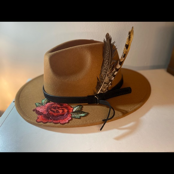 ? Wide Fedora Hat